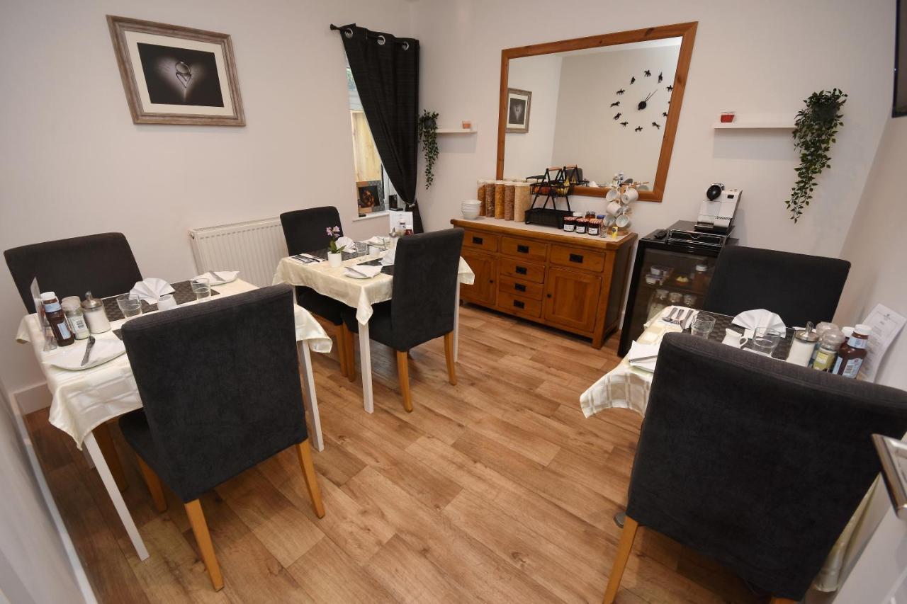 Apple Tree Place B&B Tadley Exteriör bild