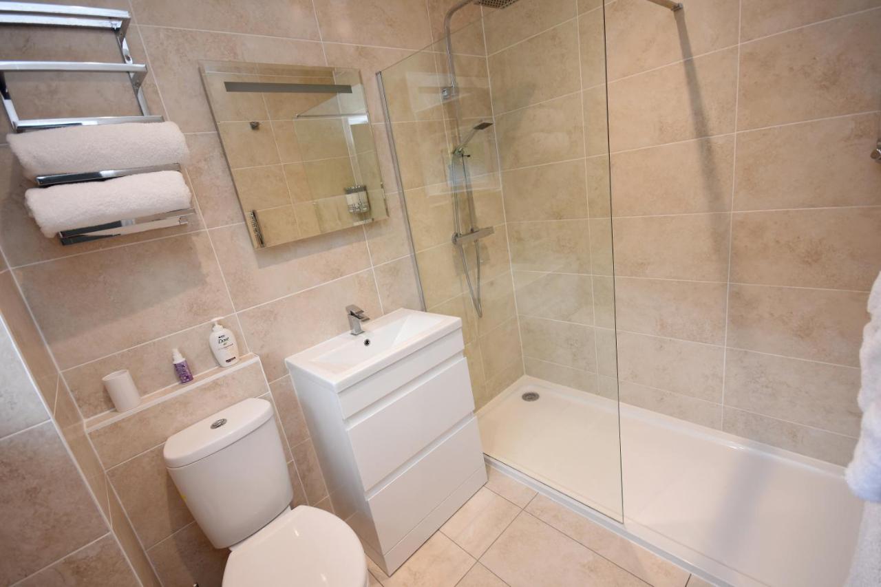 Apple Tree Place B&B Tadley Exteriör bild